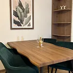 Urban Retreat Center Lägenhet *