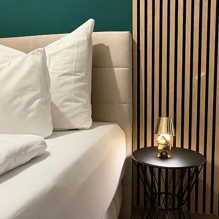 Urban Retreat Center Apartment Linz