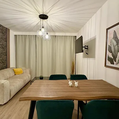 Apartament Urban Retreat Center *